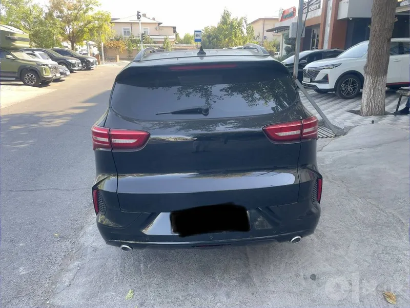 Срочно сотилади Jetour x70 4 Срочно сотилади Jetour x70 4