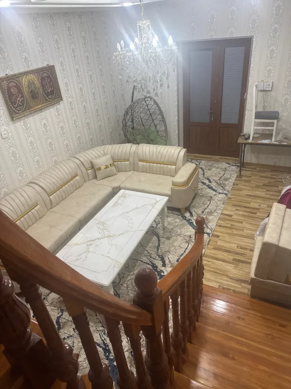 Янги холатдаги диван уголок 2