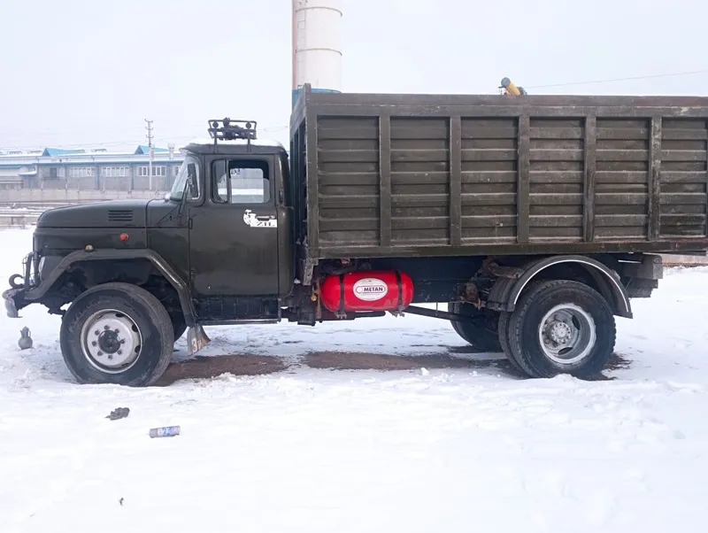 Zil sotiladi 1990 yil