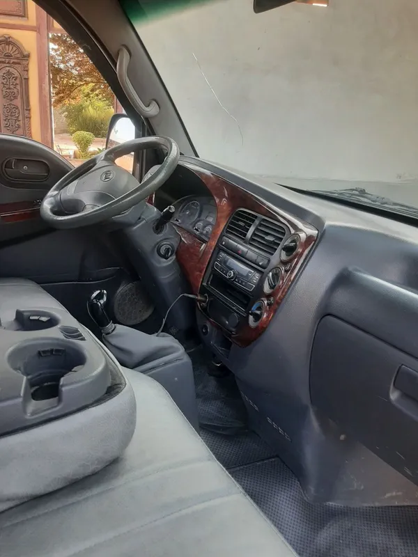 Kia bongo sotiladi 4 Kia bongo sotiladi 4