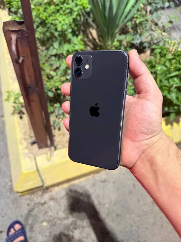 iPhone 11 2