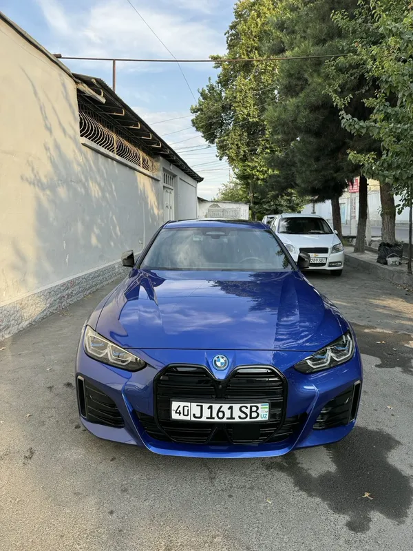 BMW i4 M50 dual motor — фото 1