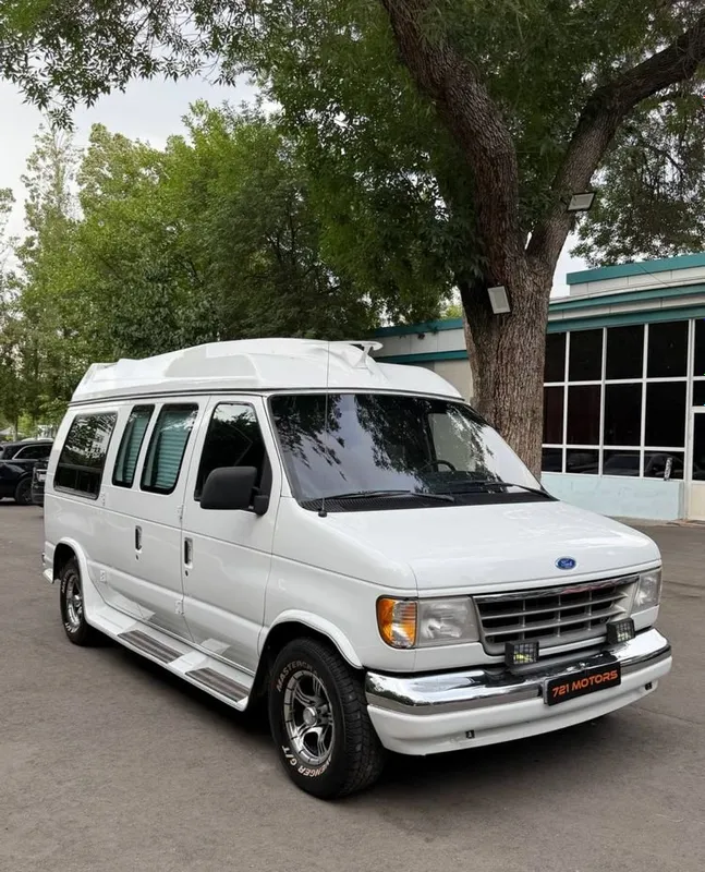 Ford Econoline Antikvar 3 Ford Econoline Antikvar 3