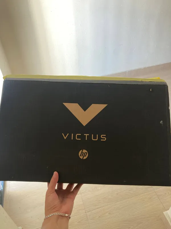 Victus by HP gaming laptop 15fa2710TX 1