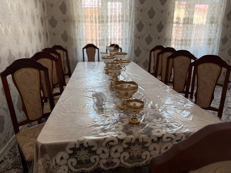 12 talik stol ustul xolati zor rasmdagi bari sotla
