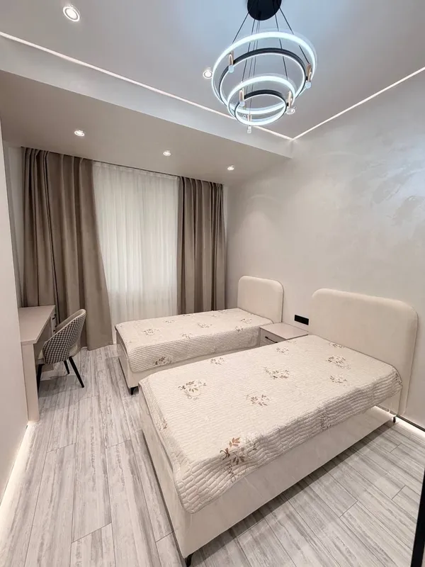 Сдается 3х комнатная ЖК Imperial city club 7