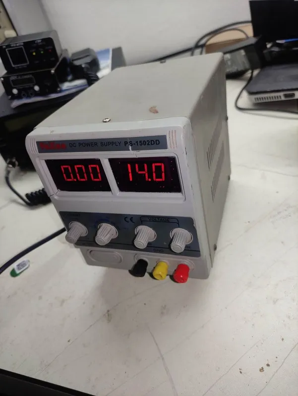 Лабораторный блок питания yaxun ps 1502dd 3
