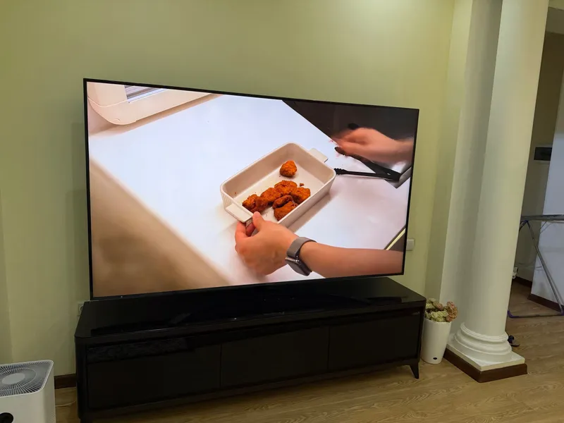 LG 50” LED UT 91
