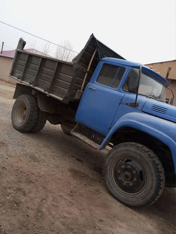 Zil sotiladi narx 70mln 1 Zil sotiladi narx 70mln 1