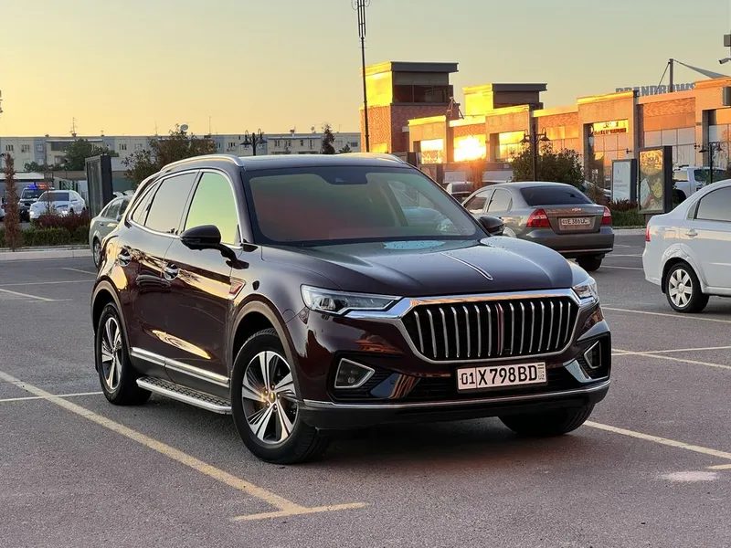 FAW Hongqi HS5 2.0 turbo — фото 1