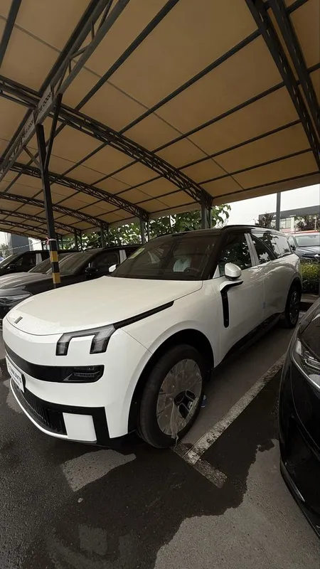 Lynk&co 900 Ultra 2 turbo 2026 2 Lynk&co 900 Ultra 2 turbo 2026 2