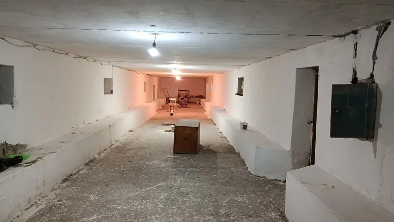 Podval xonasi Podval xonasi