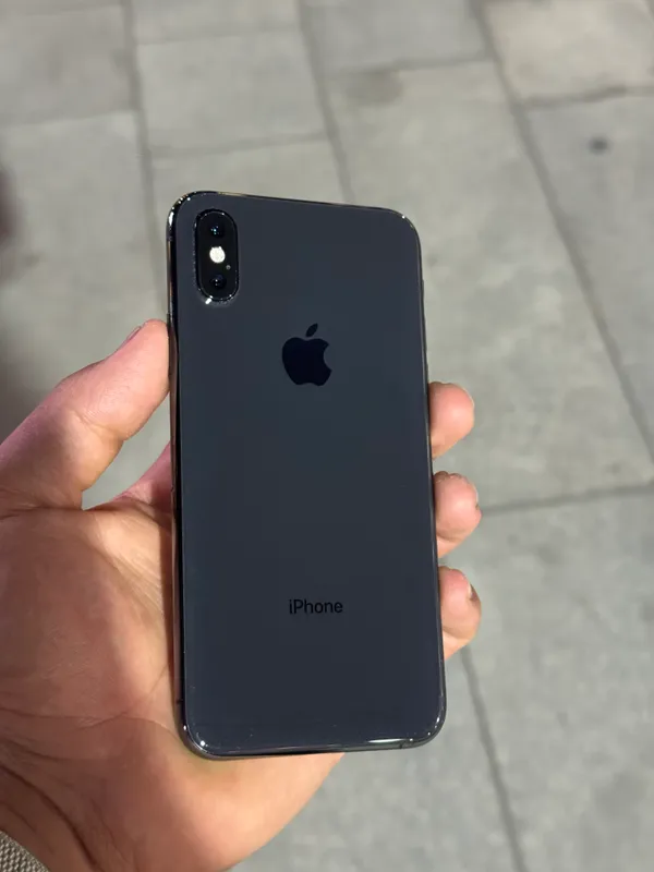 iPhone xs radnoyi 1 iPhone xs radnoyi 1