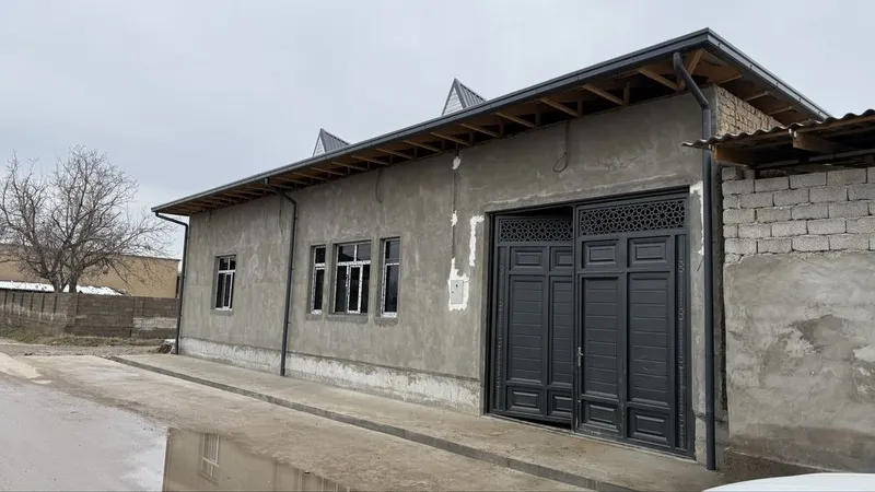 Uy sotiladi yengi qurilgan 2025