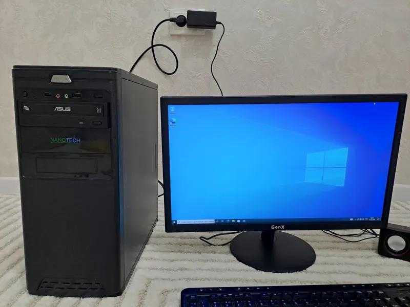 GenX computer — фото 1