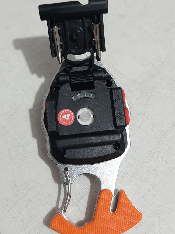 продаю мультитул фонарик 7 в 1 — фото 3
