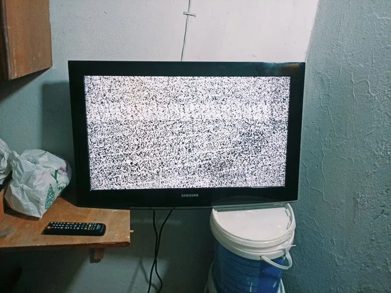 Samsung televizor sotiladi Samsung televizor sotiladi
