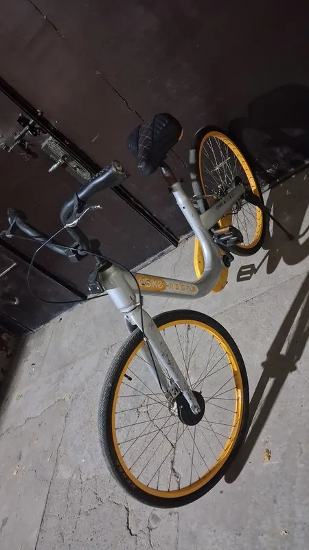 3 Ta Gʻildirakli Velosiped Sotiladi