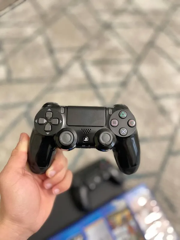PlayStation 4 Pro 1TB sotiladi — фото 2