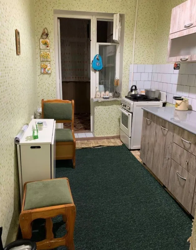 Юнусабадский
Ориентир: Gallery
Комнат: 2 2