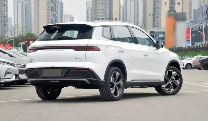 BYD Song pro full naqd va halol nasiya 2 BYD Song pro full naqd va halol nasiya 2