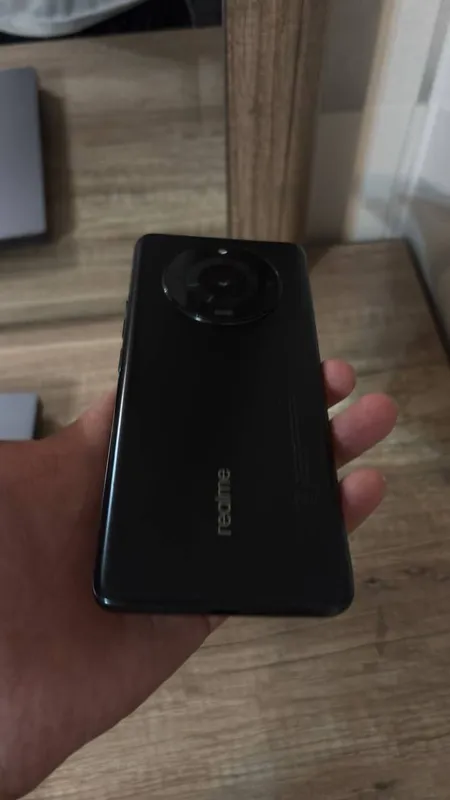 Realme 11 pro 5g — фото 1