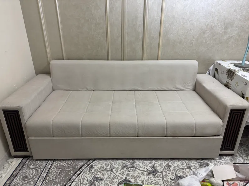 Divan va stol stul sotiladi 1 Divan va stol stul sotiladi 1