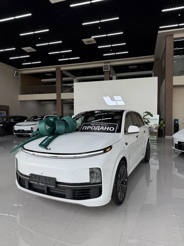 Control Auto Lixiang L7 в наличии все модели 3 года или 100.000 км гар 5 Control Auto Lixiang L7 в наличии все модели 3 года или 100.000 км гар 5
