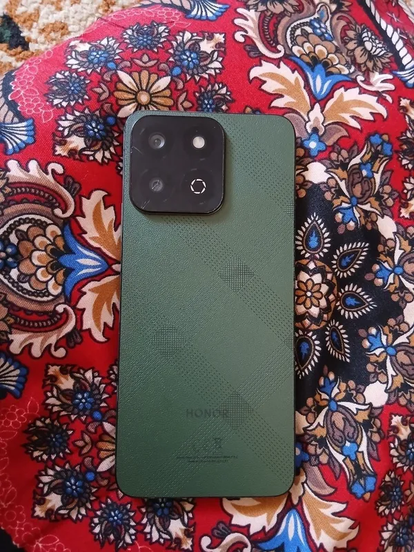 Xonor x7c sotiladi