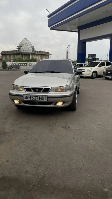 Nexia daewo.