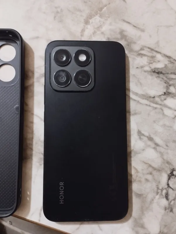 Honor x 8 c 3 Honor x 8 c 3