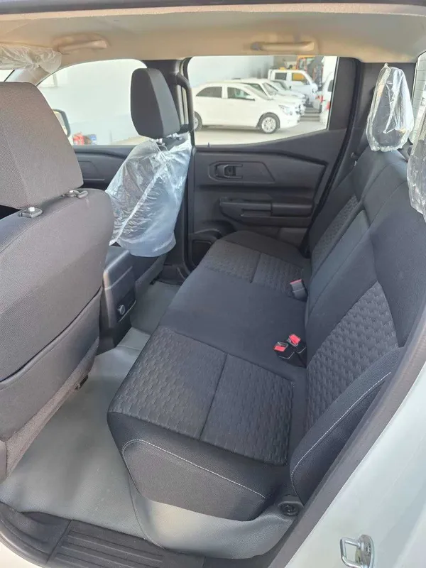 Mitsubishi L200GLX Pick up 8 Mitsubishi L200GLX Pick up 8