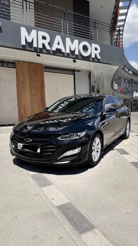 2025 Malibu 2 XL 1
