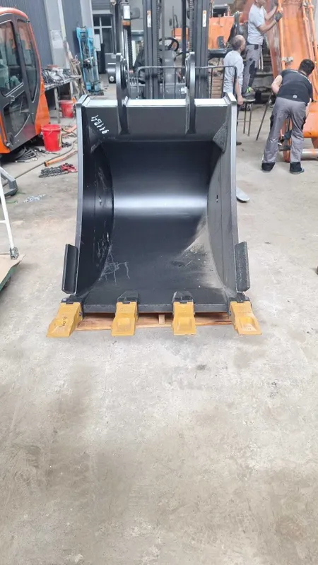 Ковш Эксковатор DOOSAN — фото 3