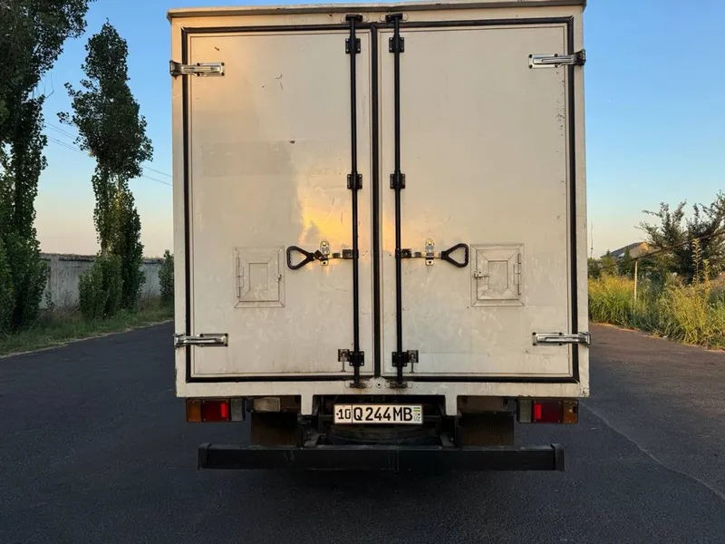 Продаётся Исузи 3 Продаётся Исузи 3