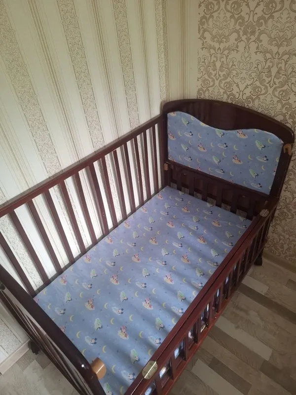 Детская кроватка с люлькой