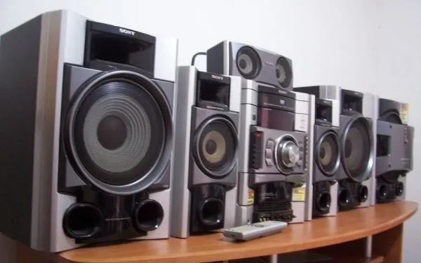 Музикалный центр Sony mhc gn 1100d мошный высокий звук — фото 1