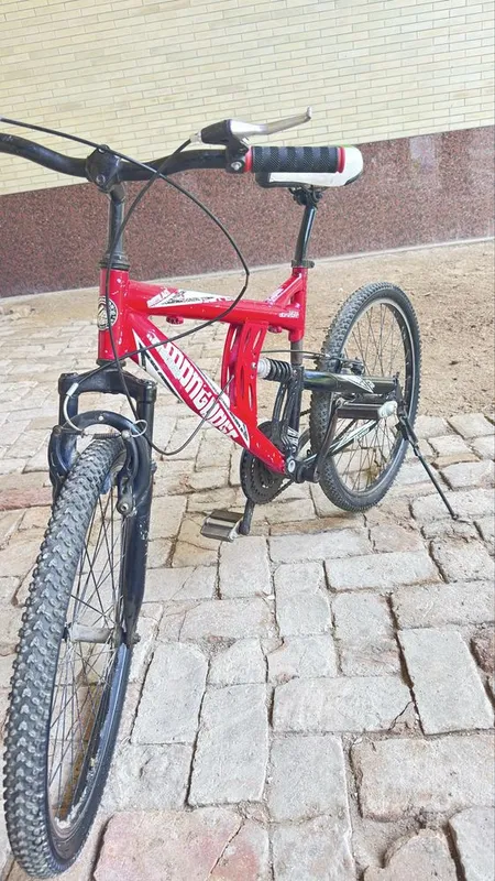 Velosiped sotiladi srochna kelishtirib beriladi 2