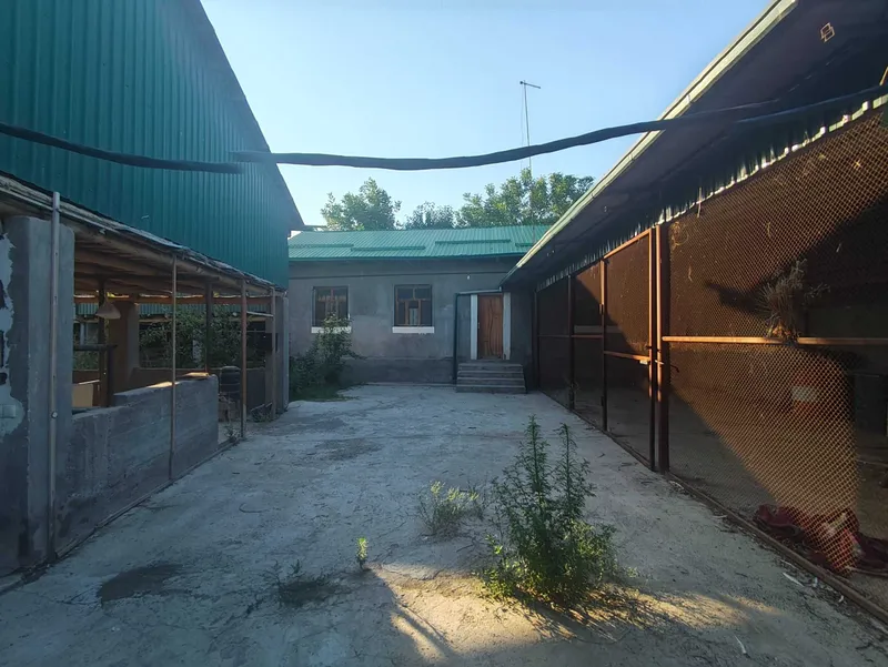 Тайёр ферма Боз Сув 16 сотих уйлари бн Иппадромгачан 9,5 км 9