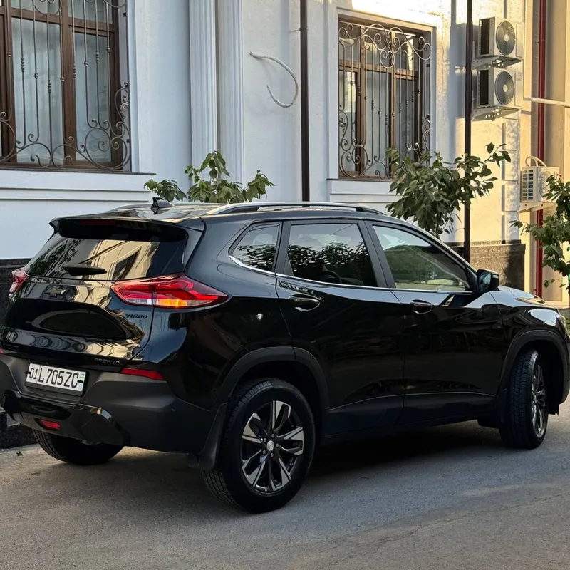 Tracker 2 premier 2025 4 Tracker 2 premier 2025 4