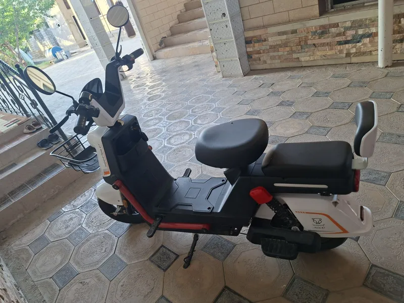 Elektro skuter ideal holatda xchqanaqa aybi yoq kelishtirib beraman 5