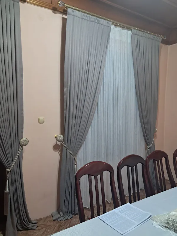 parda yengi SOTILADI .PARTER TYUL .  SOTILADI