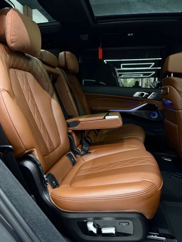 BMW X7 xDrive 40i — фото 5