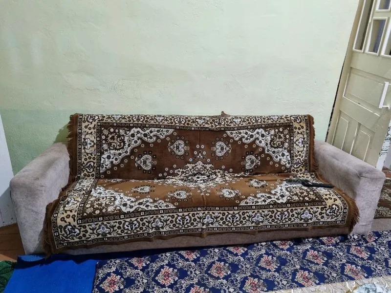 A’lo holatdagi divan