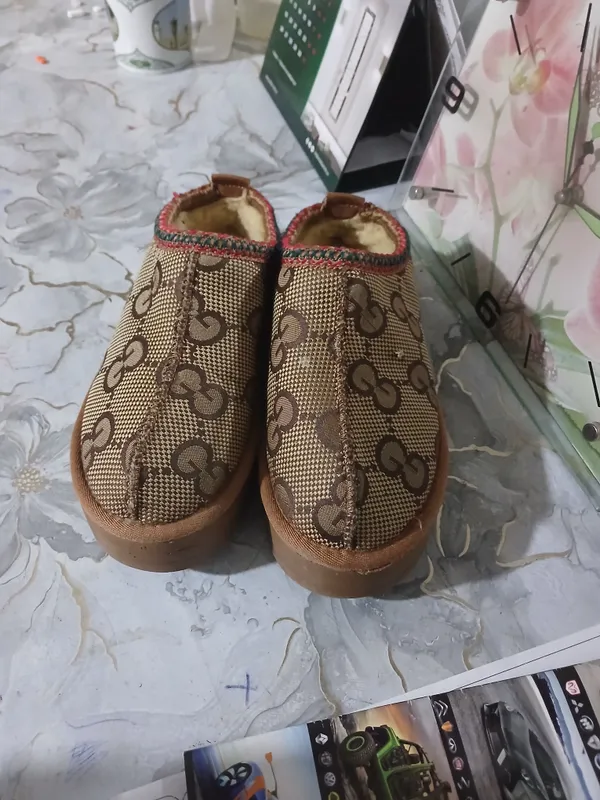 Китайская обувь, 50 тыс. 4