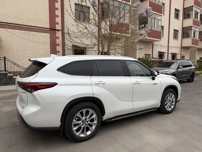 Toyota haydlander limited hybrid — фото 5