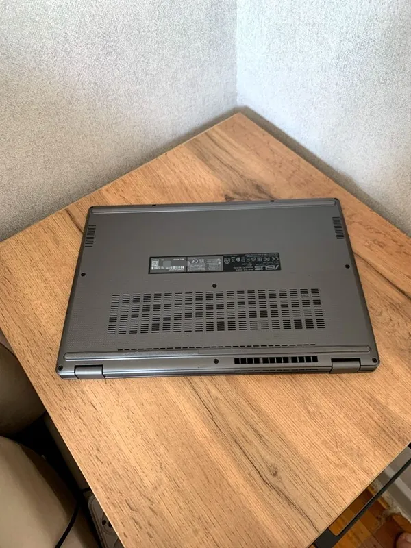 ASUS vivobook | Ultra 7 256 | DDR5X 16 | nvme 1Tb 3 ASUS vivobook | Ultra 7 256 | DDR5X 16 | nvme 1Tb 3