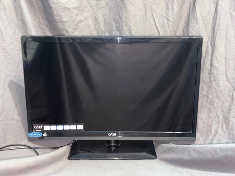 Artel ARTLED6500/24 monitori 1