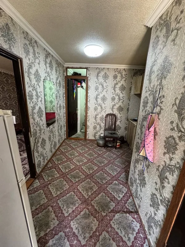 Продаётся квартира в Янгийуле, в центре: 1-й этаж 2-этажного дома, 2-комнатная квартира 2 Продаётся квартира в Янгийуле, в центре: 1-й этаж 2-этажного дома, 2-комнатная квартира 2