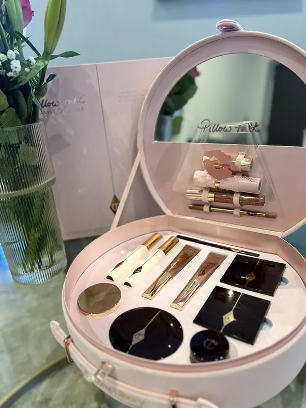 Charlotte Tilbury, Pillow Talk Dreams Come True — фото 2